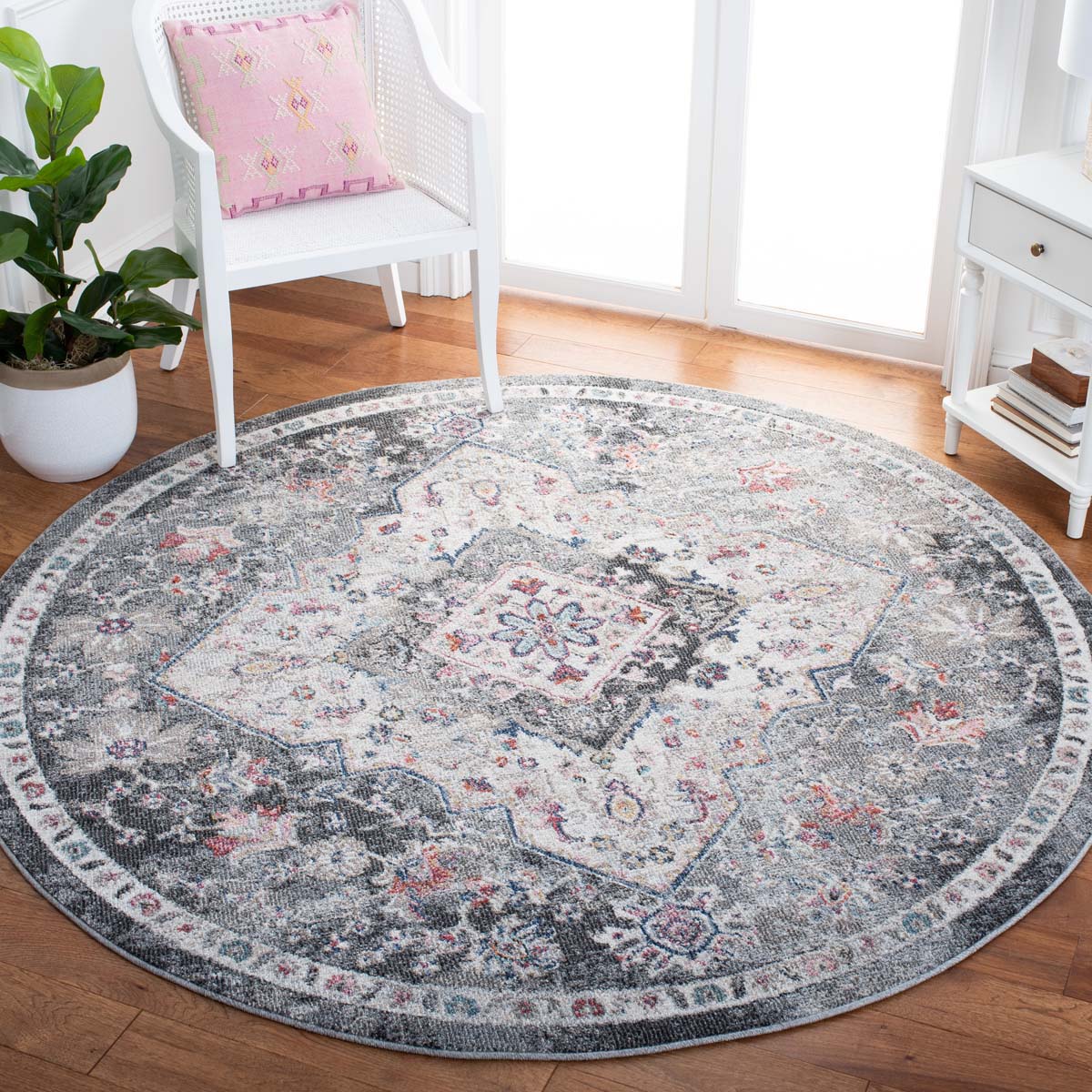 Safavieh Phoenix 293 Rug, PHX293 - Ivory / Grey