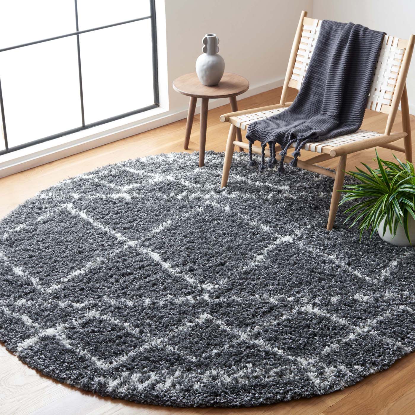 Safavieh Pro Lux Shag 436 Rug, PLX436 - Dark Grey / Ivory