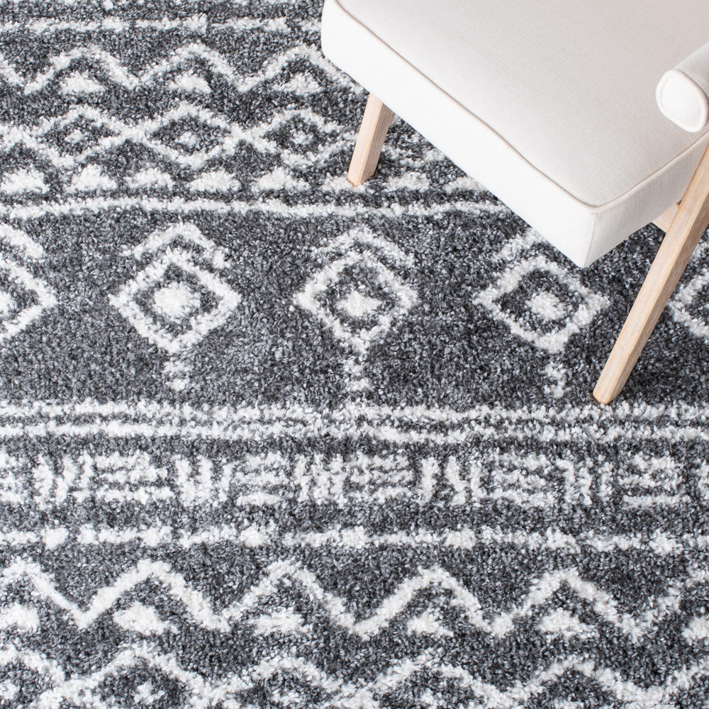 Safavieh Parma Shag 544 Rug, PMA544 - Charcoal / Ivory