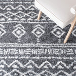 Safavieh Parma Shag 544 Rug, PMA544 - Charcoal / Ivory