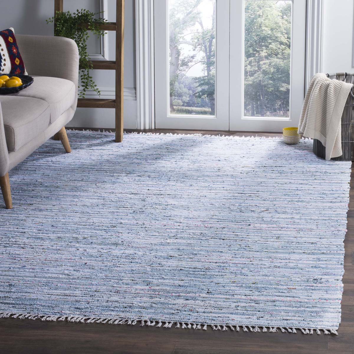 Safavieh Rag 125 Rug, RAR125 - Light Blue / Multi