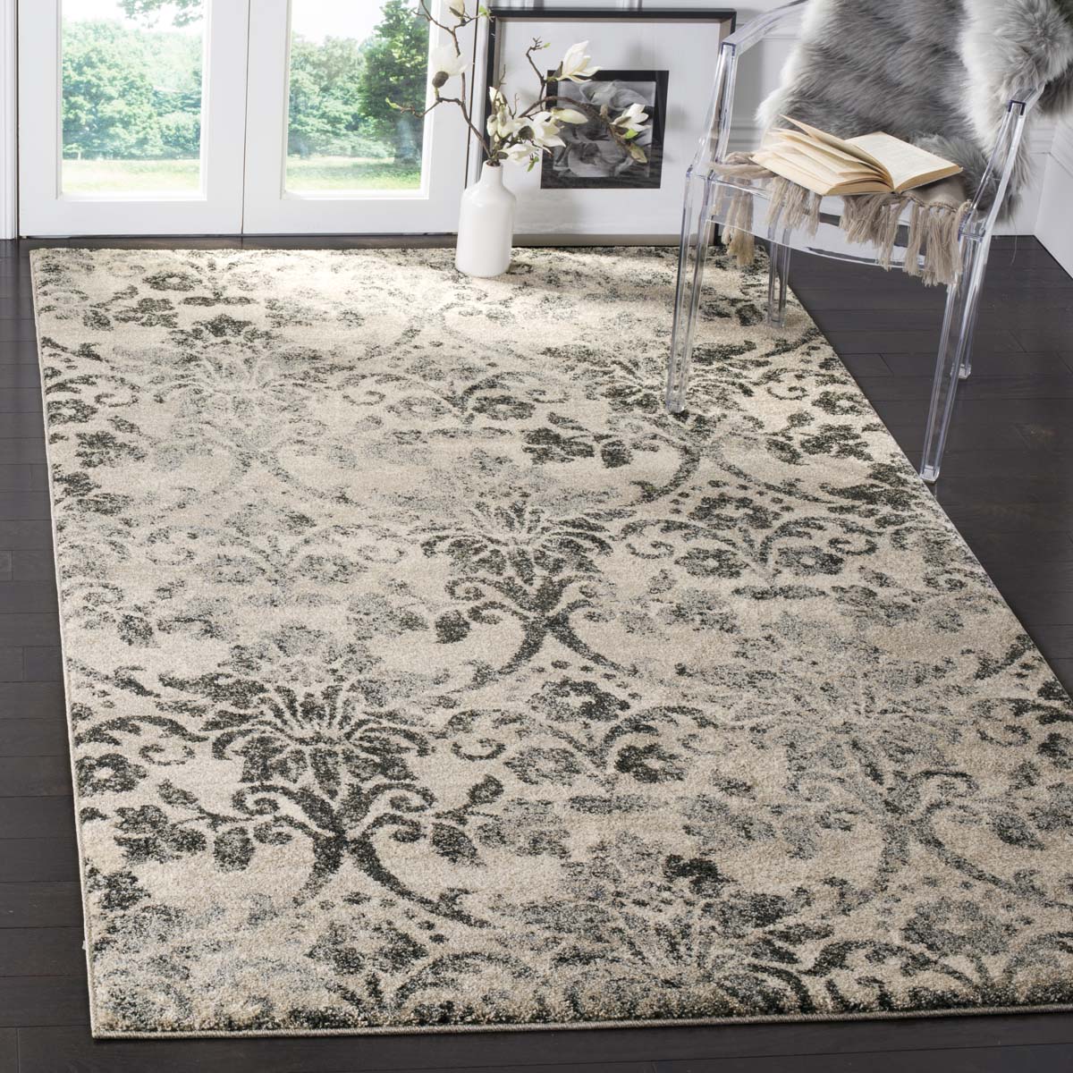 Safavieh Retro 218 Rug, RET218 - Cream / Grey