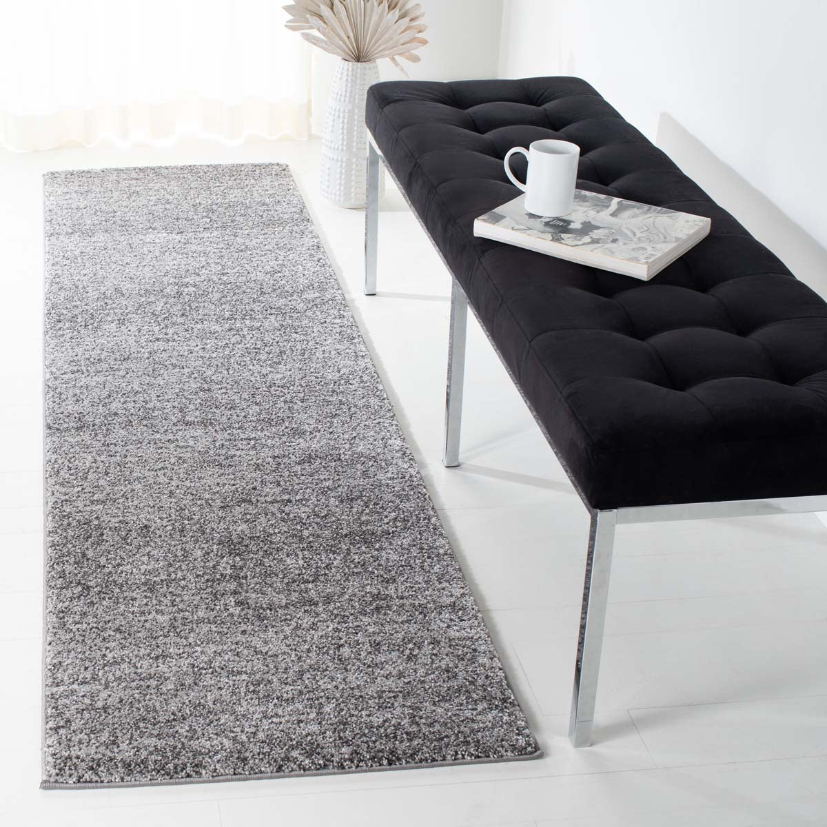 Safavieh Retro 560 Rug, RET560 - Dark Grey / Light Grey