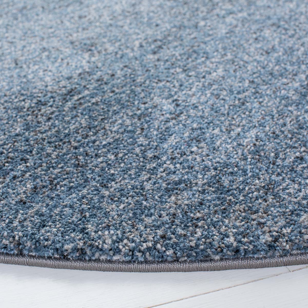 Safavieh Retro 560 Rug, RET560 - Blue / Grey