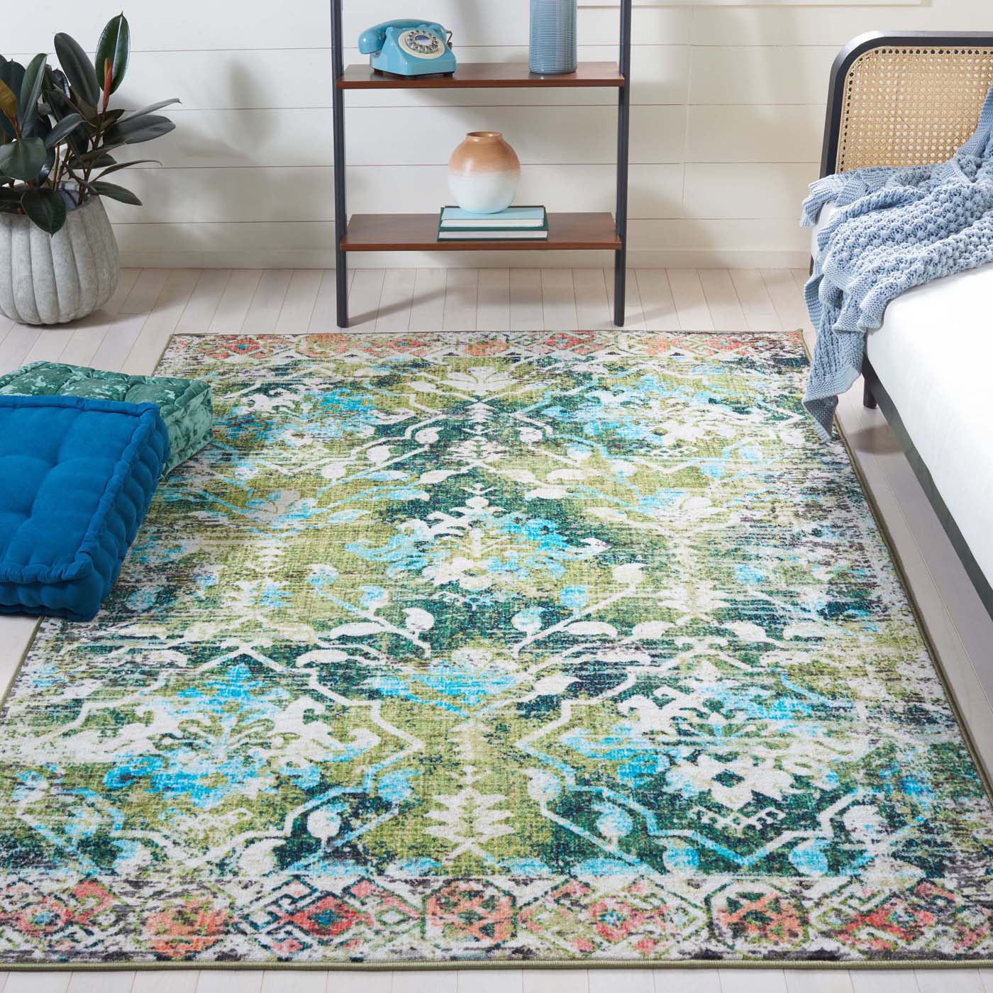 Safavieh Riviera Machine Washable 117 Rug, RIV117 - Green / Light Blue