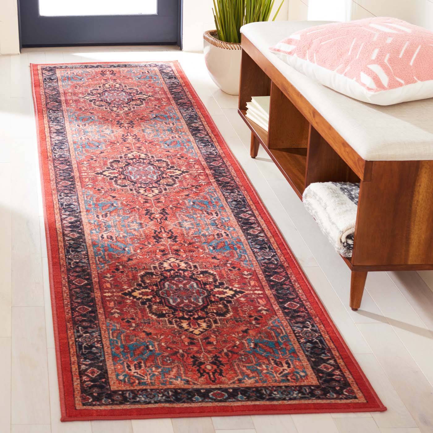 Safavieh Riviera Machine Washable 138 Rug, RIV138 - Red / Blue