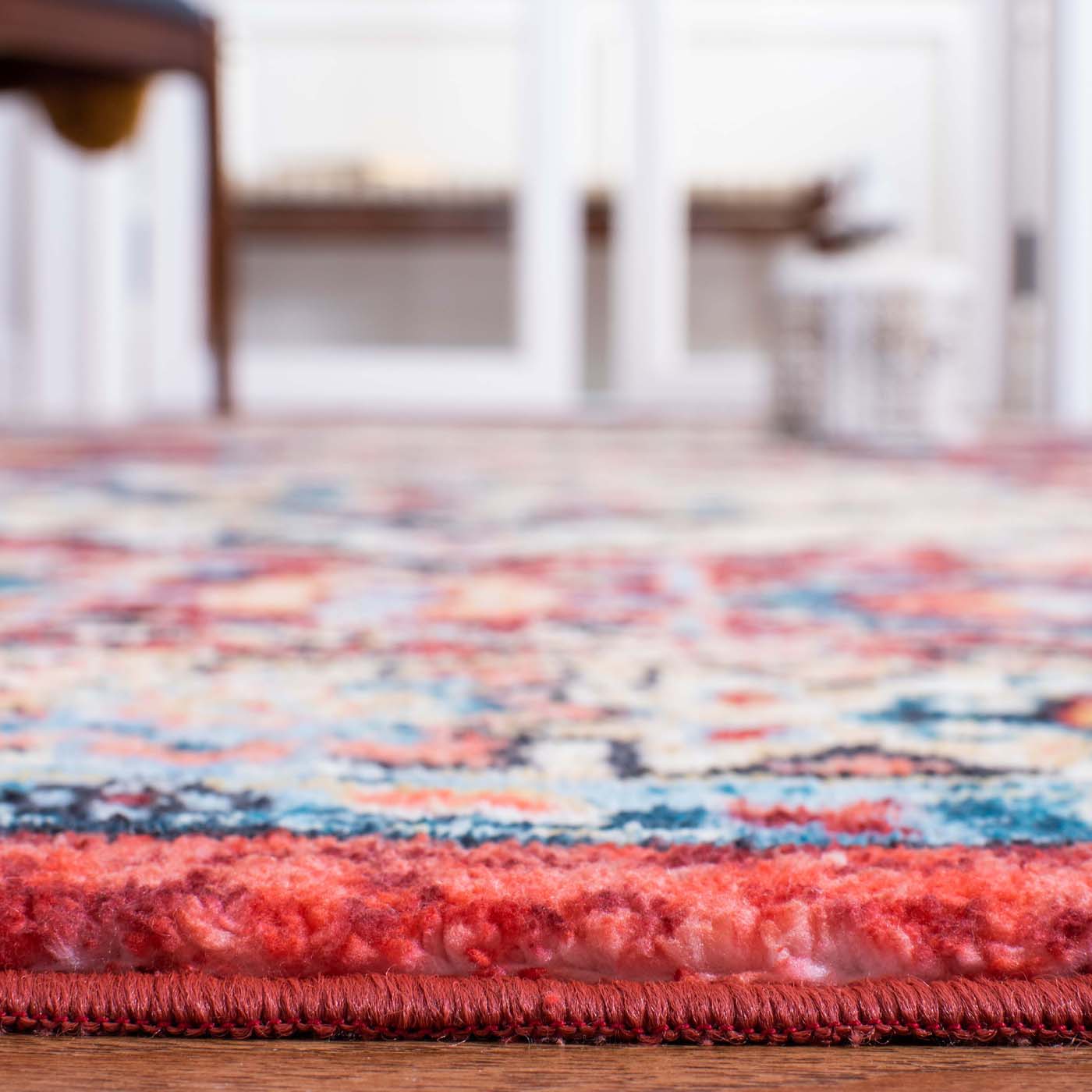 Safavieh Riviera Machine Washable 157 Rug, RIV157 - Red / Blue