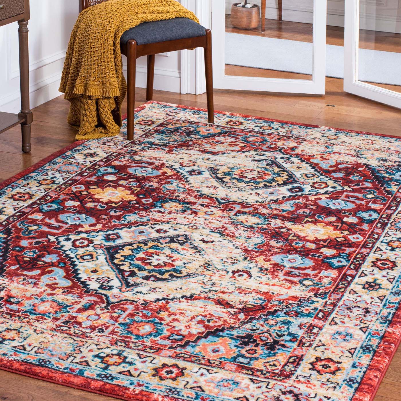 Safavieh Riviera Machine Washable 157 Rug, RIV157 - Red / Blue