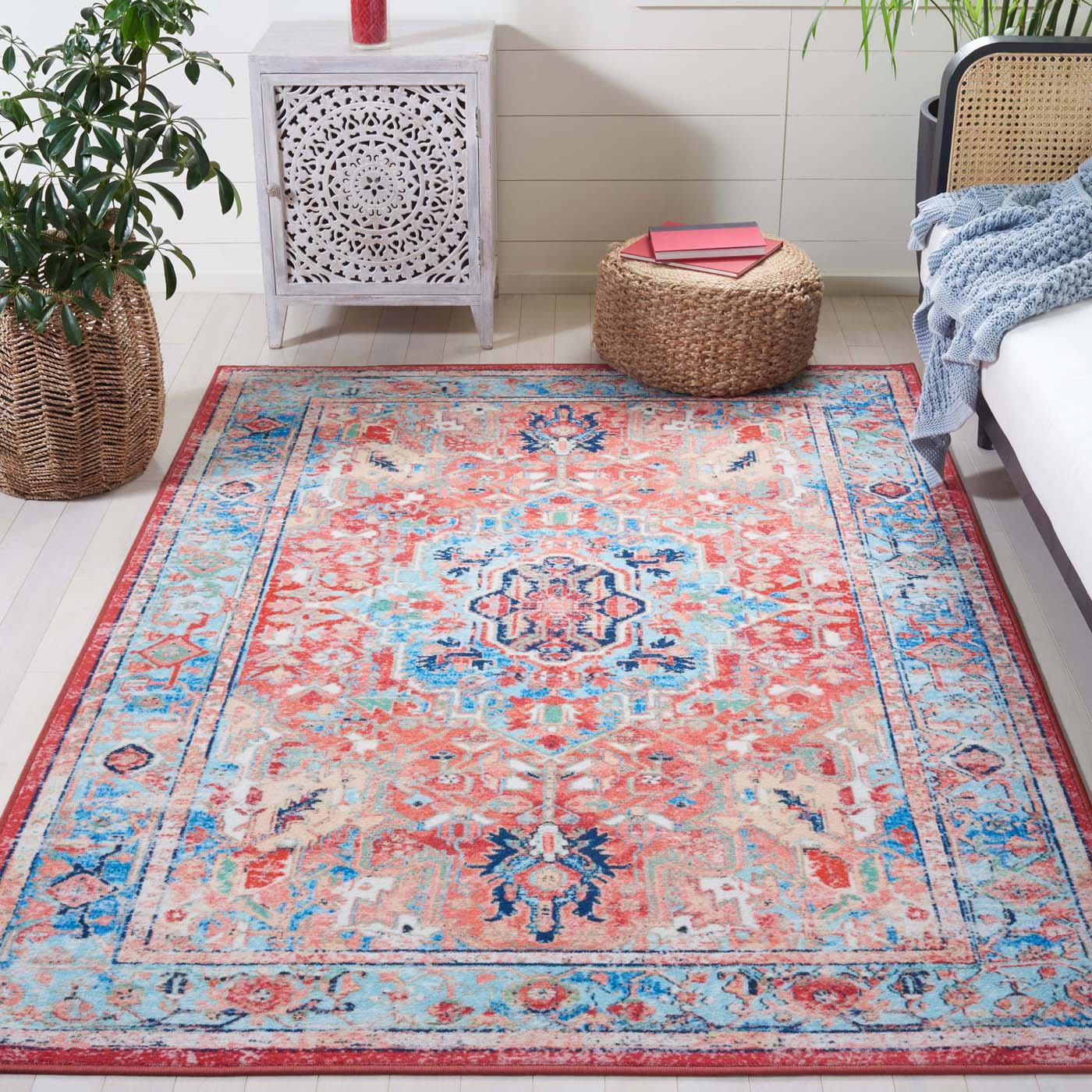 Safavieh Riviera Machine Washable 182 Rug, RIV182 - Light Blue / Red