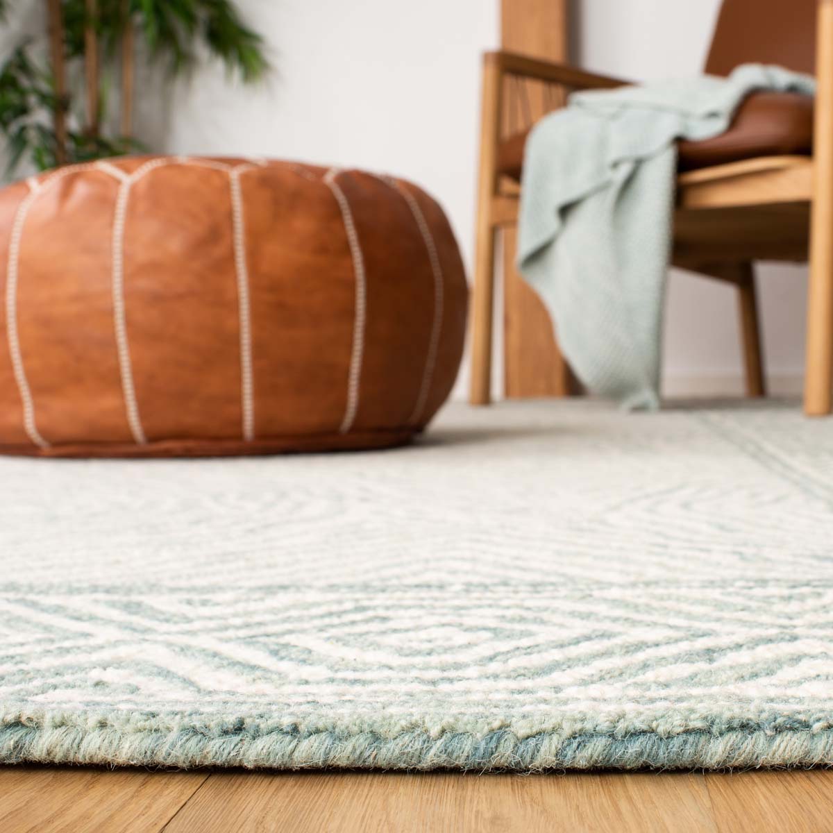 Safavieh Roslyn 351 Rug, ROS351 - Green / Blue