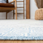 Safavieh Roslyn 353 Rug, ROS353 - Light Blue / Ivory