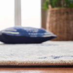 Safavieh Roslyn 601 Rug, ROS601 - Ivory / Blue