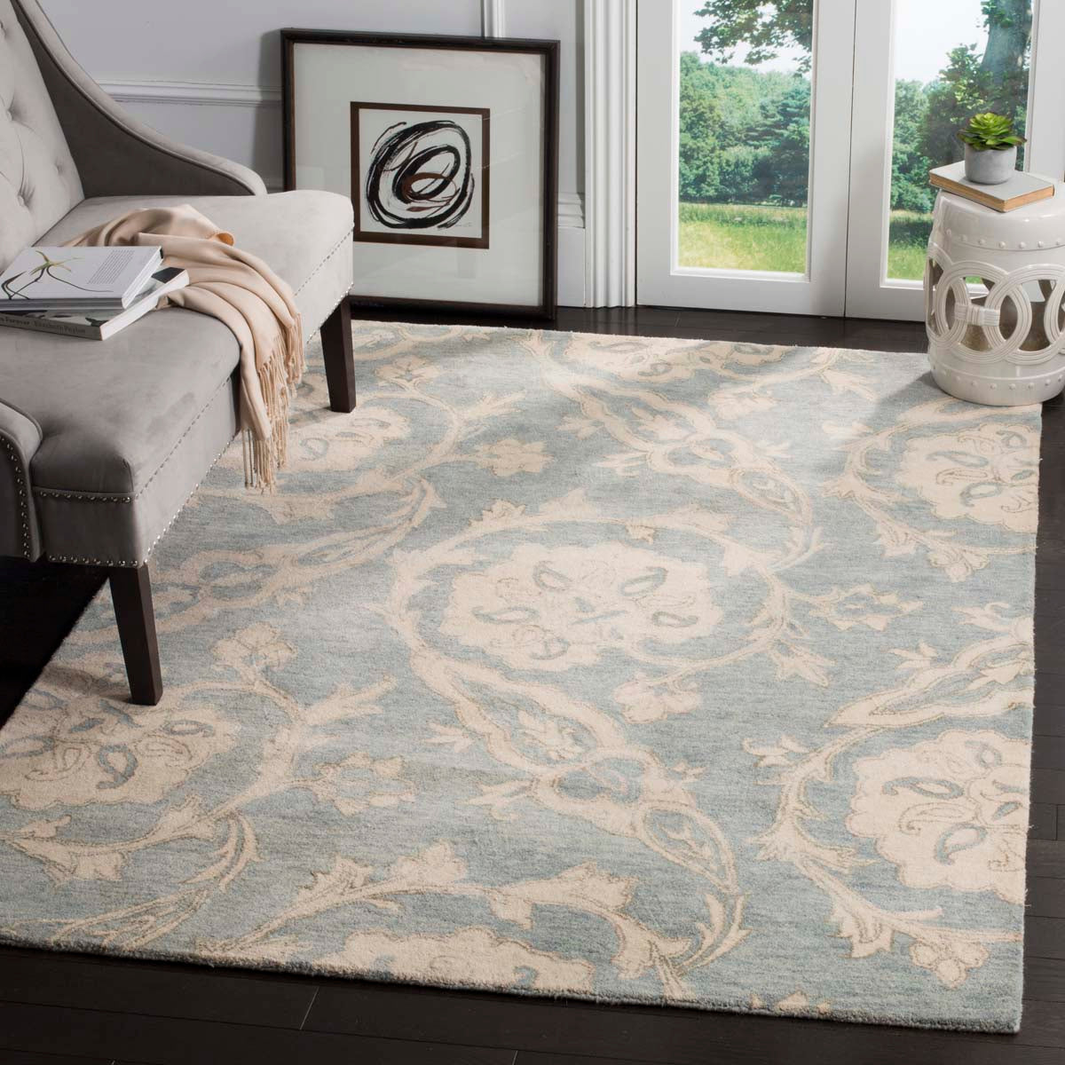 Safavieh Roslyn 901 Rug, ROS901 - Light Blue / Ivory