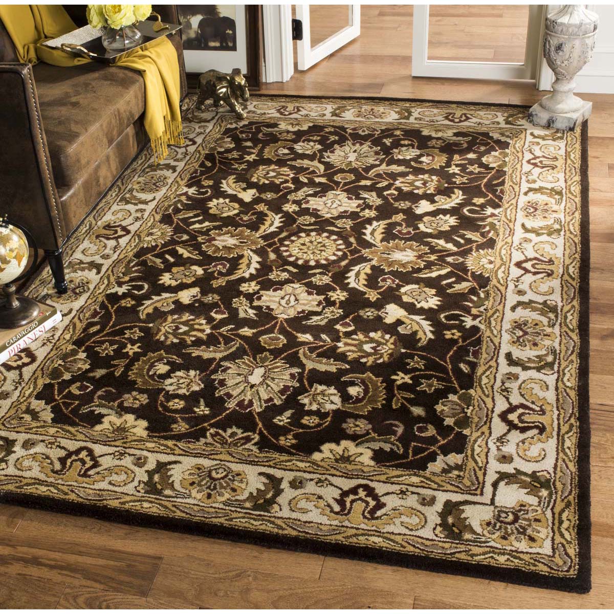 Safavieh Royalty 239 Rug, ROY239 - Chocolate / Beige