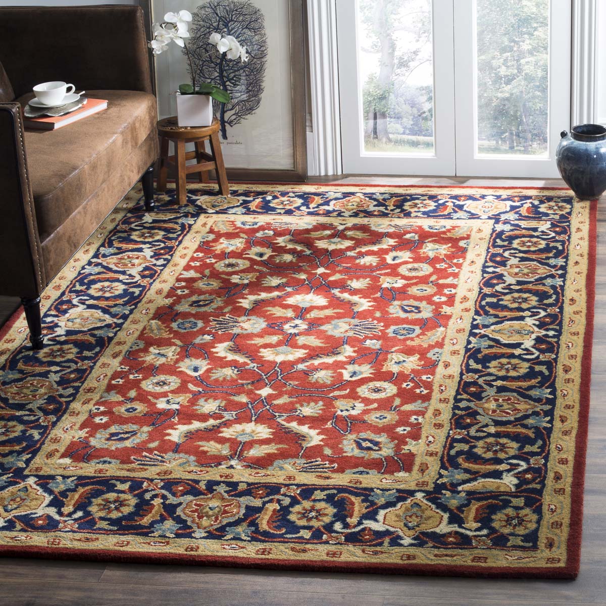 Safavieh Royalty 256 Rug, ROY256 - Rust / Navy