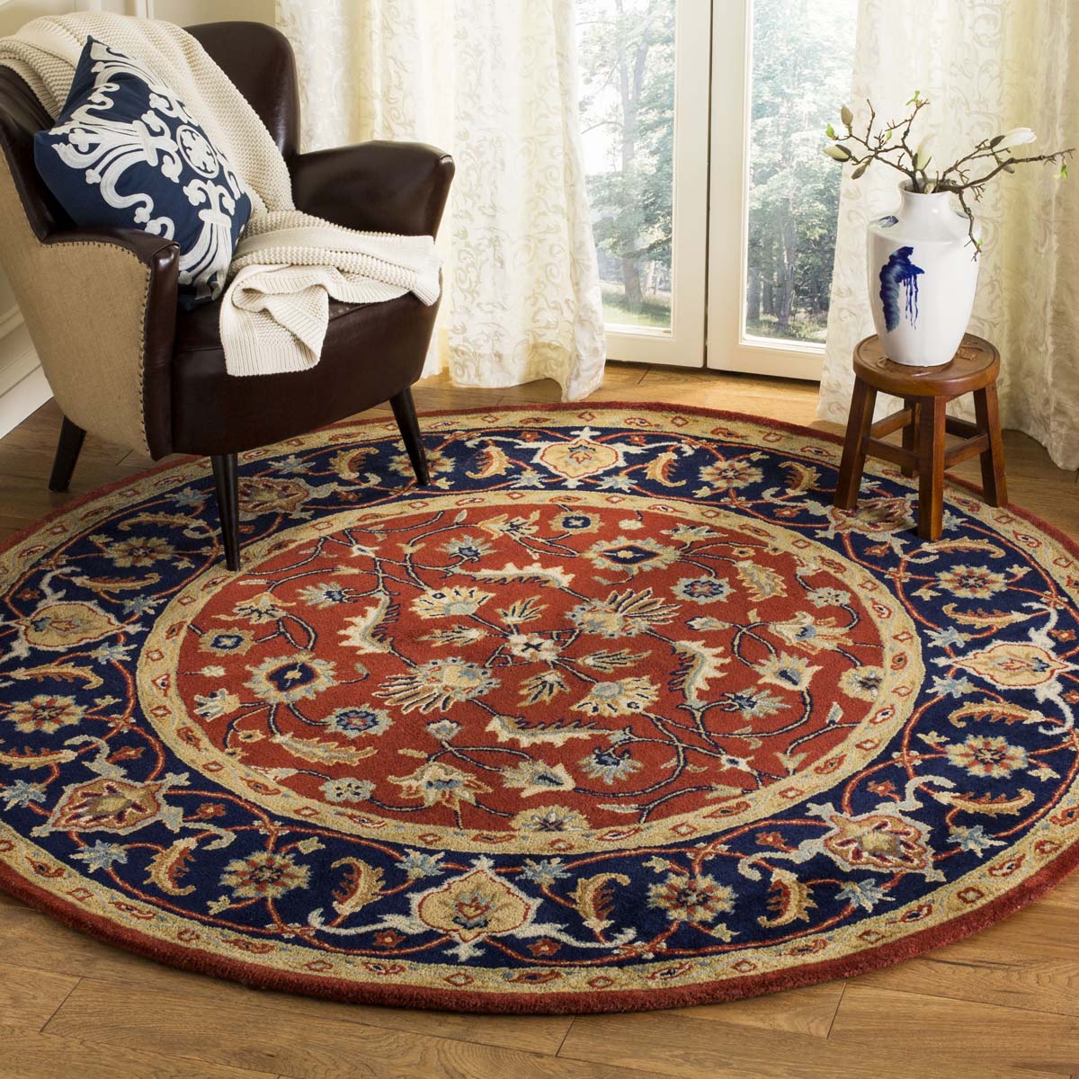 Safavieh Royalty 256 Rug, ROY256 - Rust / Navy