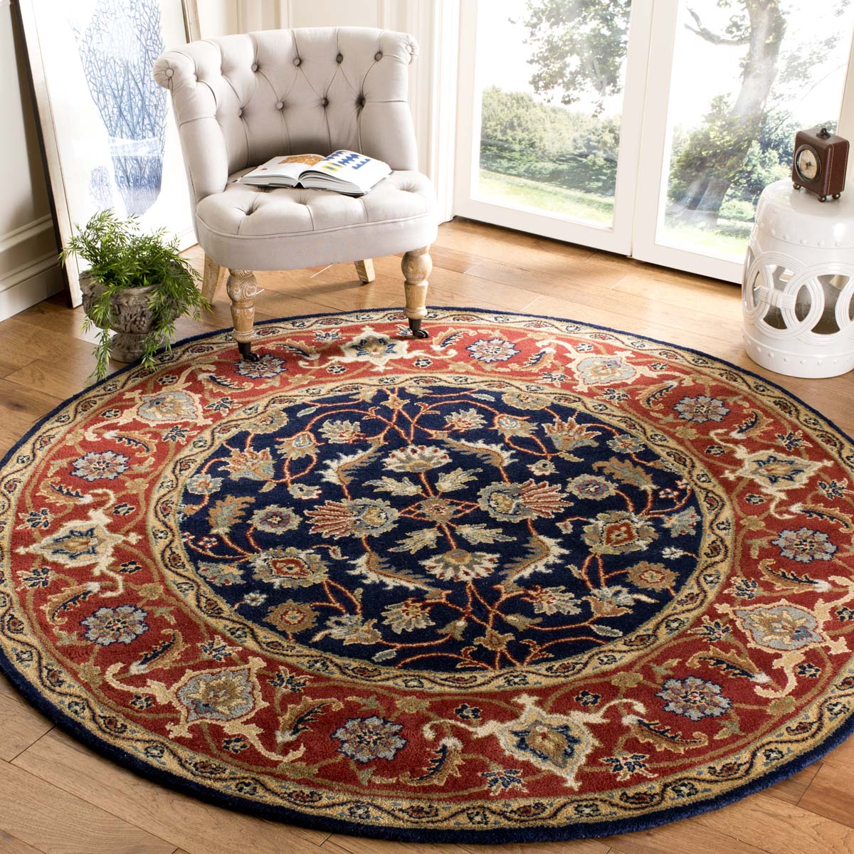 Safavieh Royalty 257 Rug, ROY257 - Navy / Rust