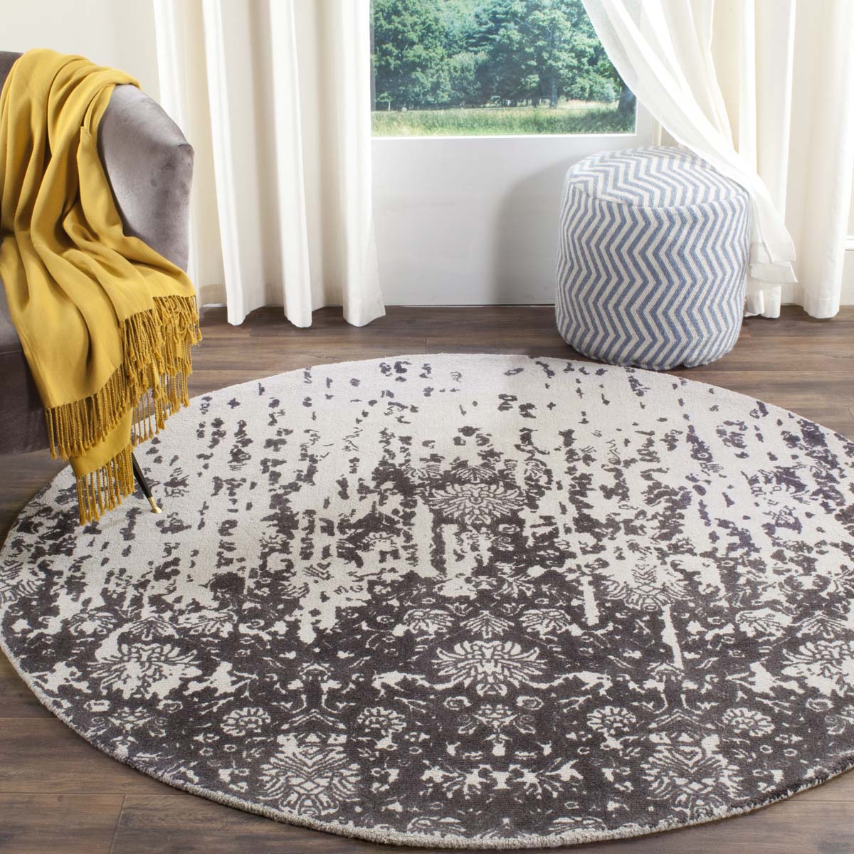 Safavieh Restoration Vintage 104 Rug, RVT104 - Silver / Grey