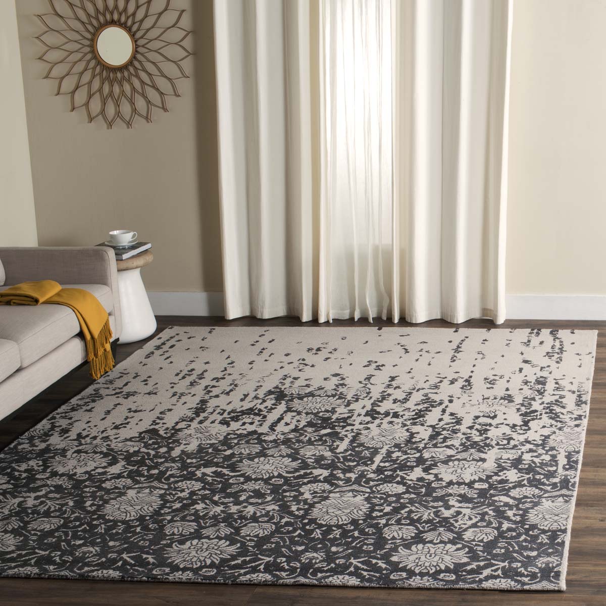 Safavieh Restoration Vintage 104 Rug, RVT104 - Silver / Grey