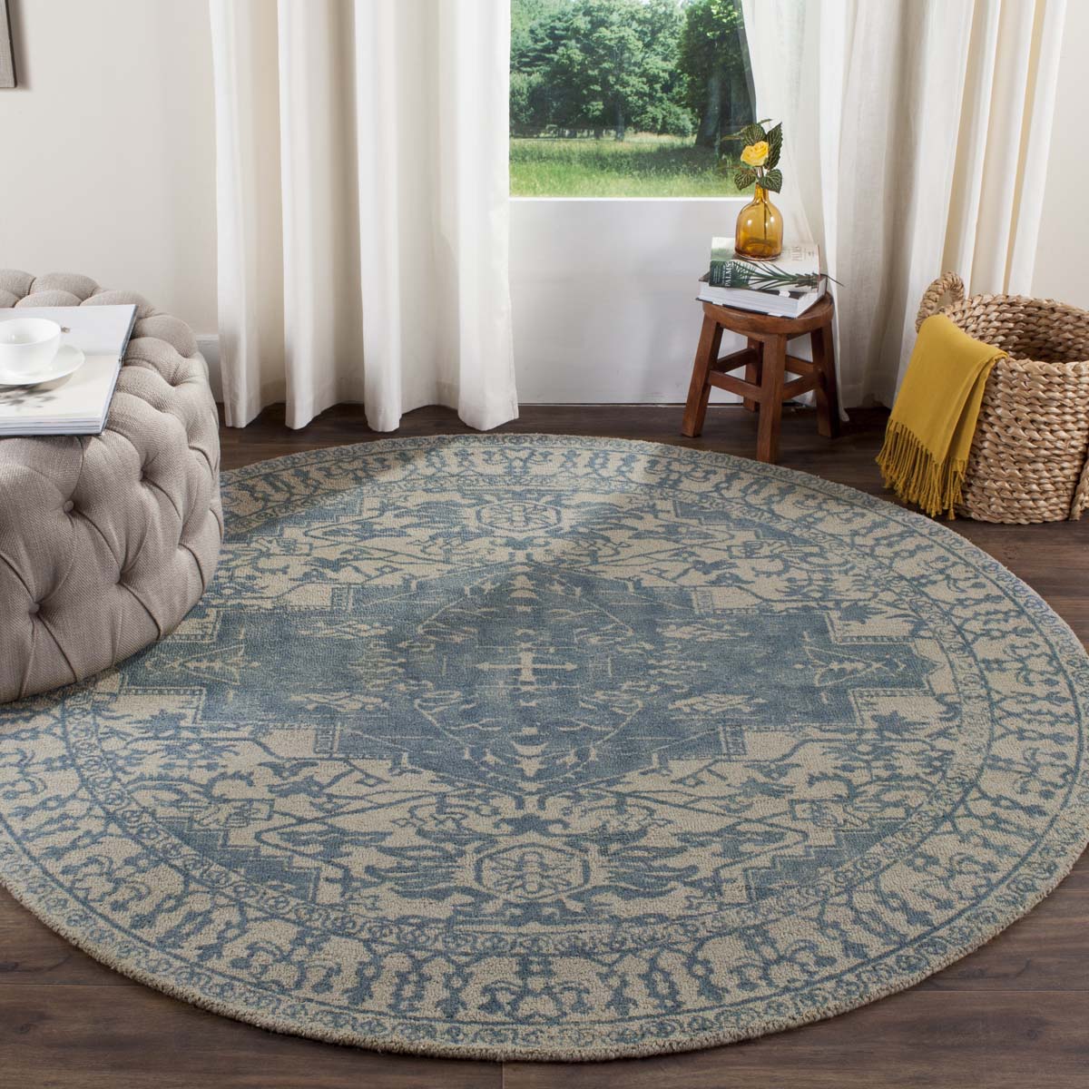 Safavieh Restoration Vintage 421 Rug, RVT421 - Ivory / Turquoise