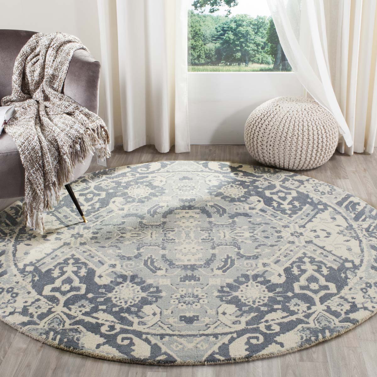 Safavieh Restoration Vintage 532 Rug, RVT532 - Charcoal / Ivory