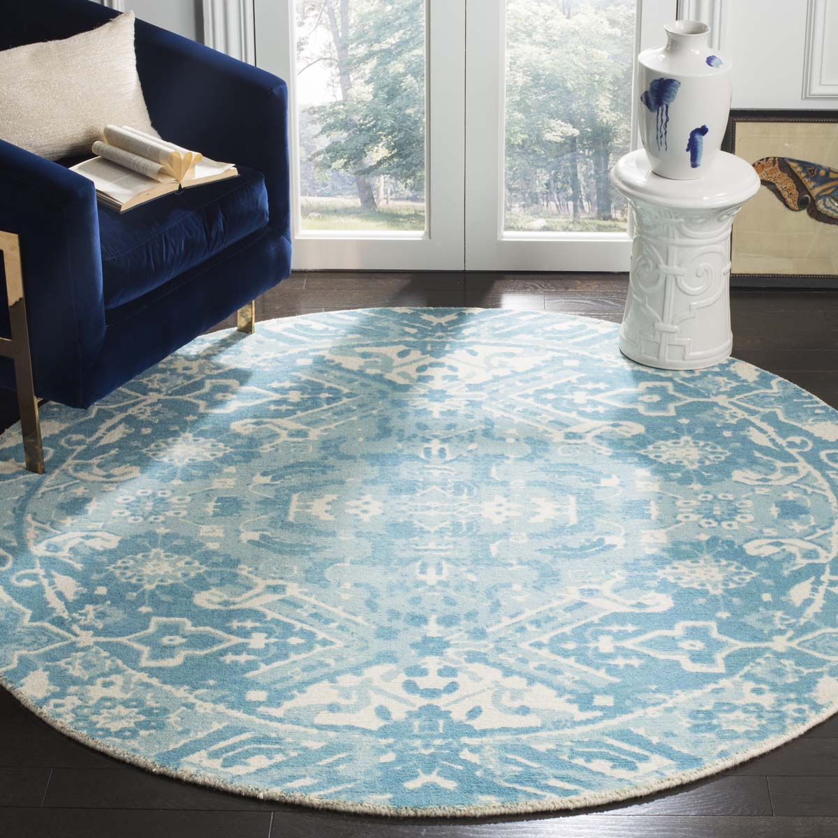 Safavieh Restoration Vintage 532 Rug, RVT532 - Light Blue / Ivory