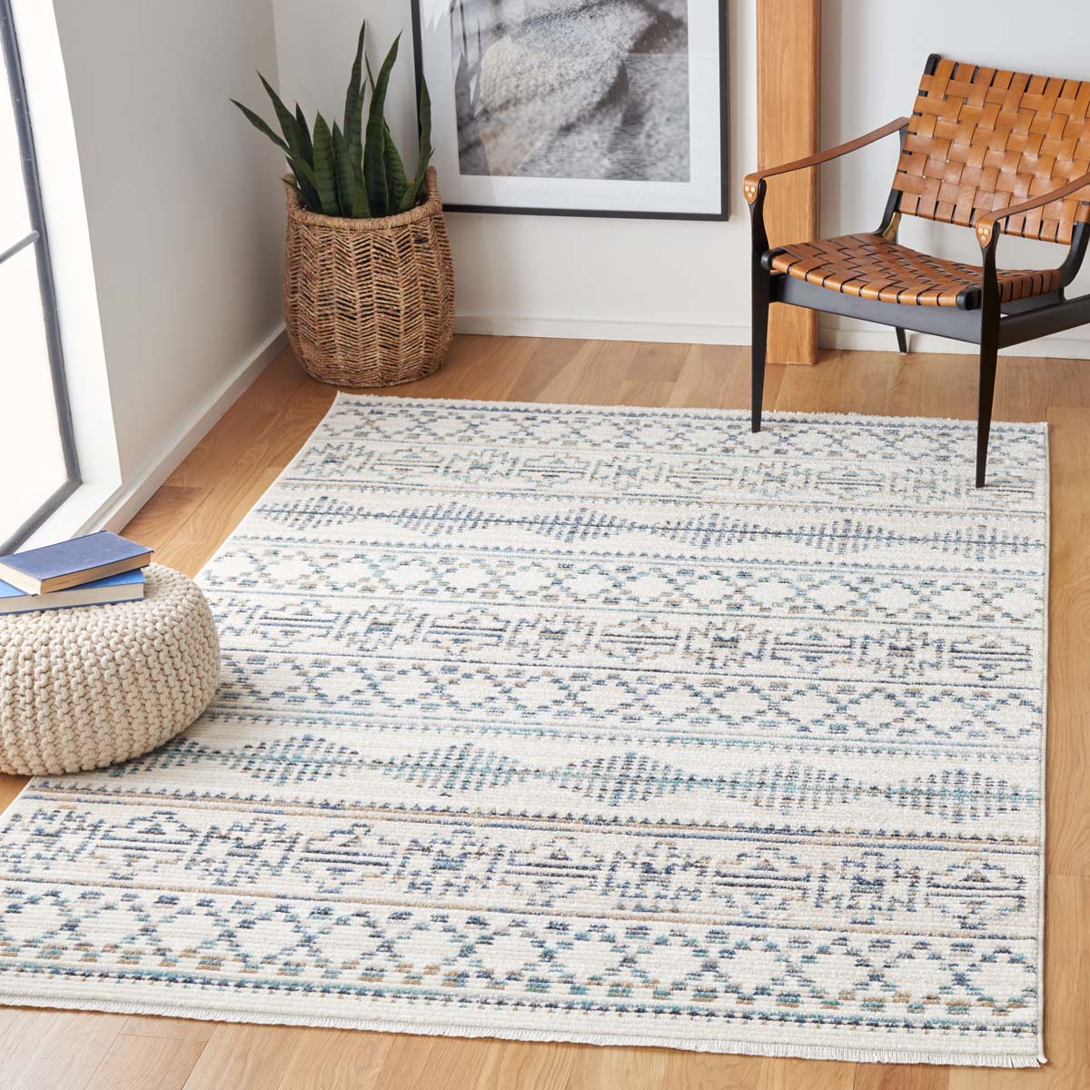 Safavieh Sedona 807 Rug, SED807 - Ivory / Blue