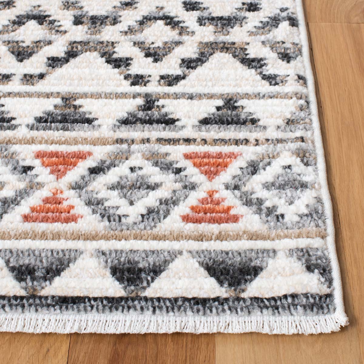 Safavieh Sedona 883 Rug, SED883 - Ivory / Dark Grey