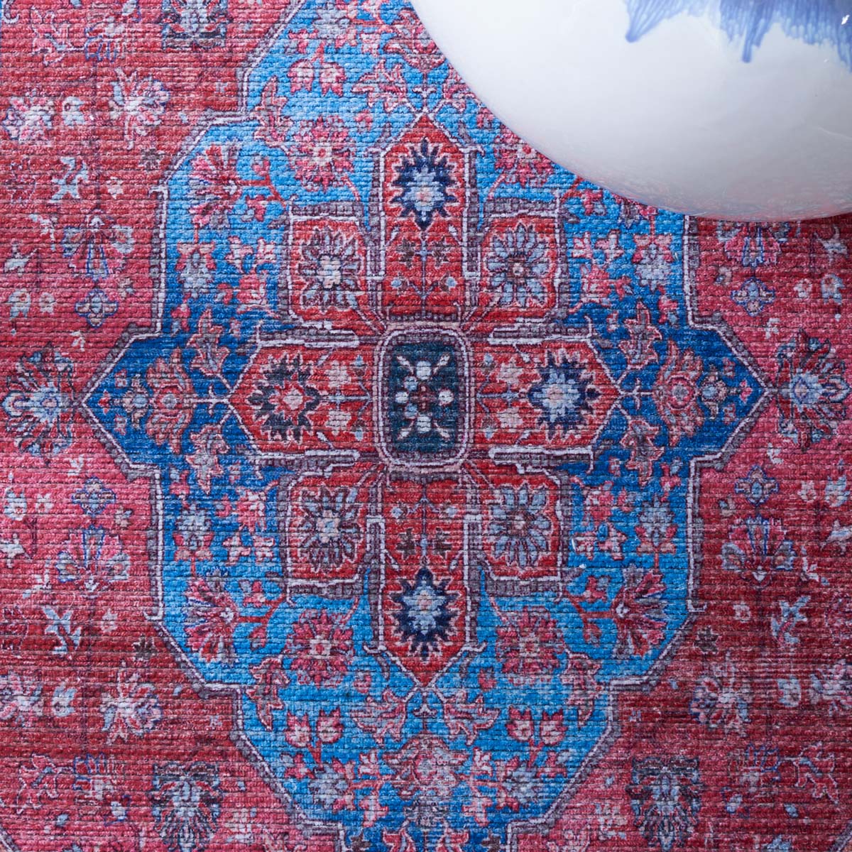 Safavieh Serapi Machine Washable 369 Rug, SEP369 - Blue / Rust