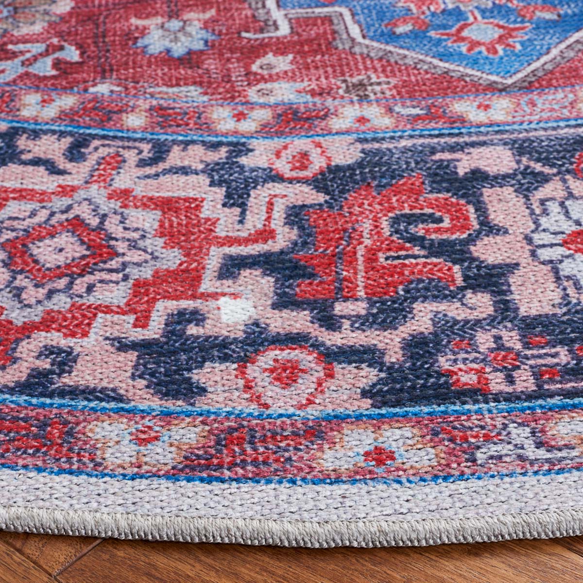 Safavieh Serapi Machine Washable 369 Rug, SEP369 - Blue / Rust