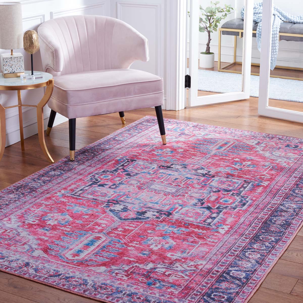 Safavieh Serapi Machine Washable 389 Rug, SEP389 - Navy / Red