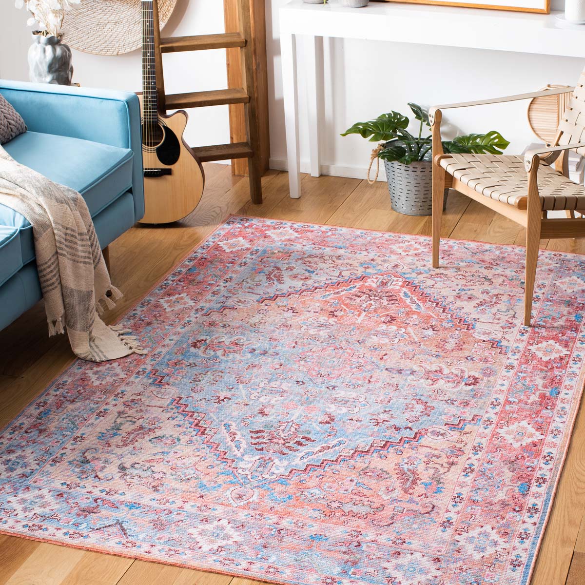 Safavieh Serapi Machine Washable 515 Rug, SEP515 - Rust / Blue