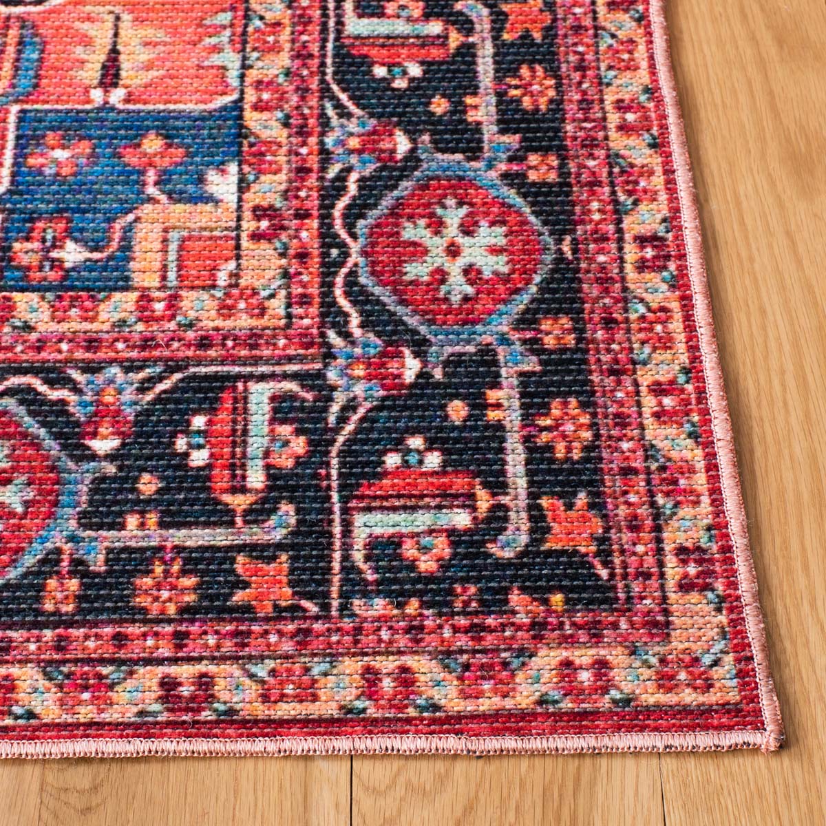 Safavieh Serapi Machine Washable 534 Rug, SEP534 - Red / Blue