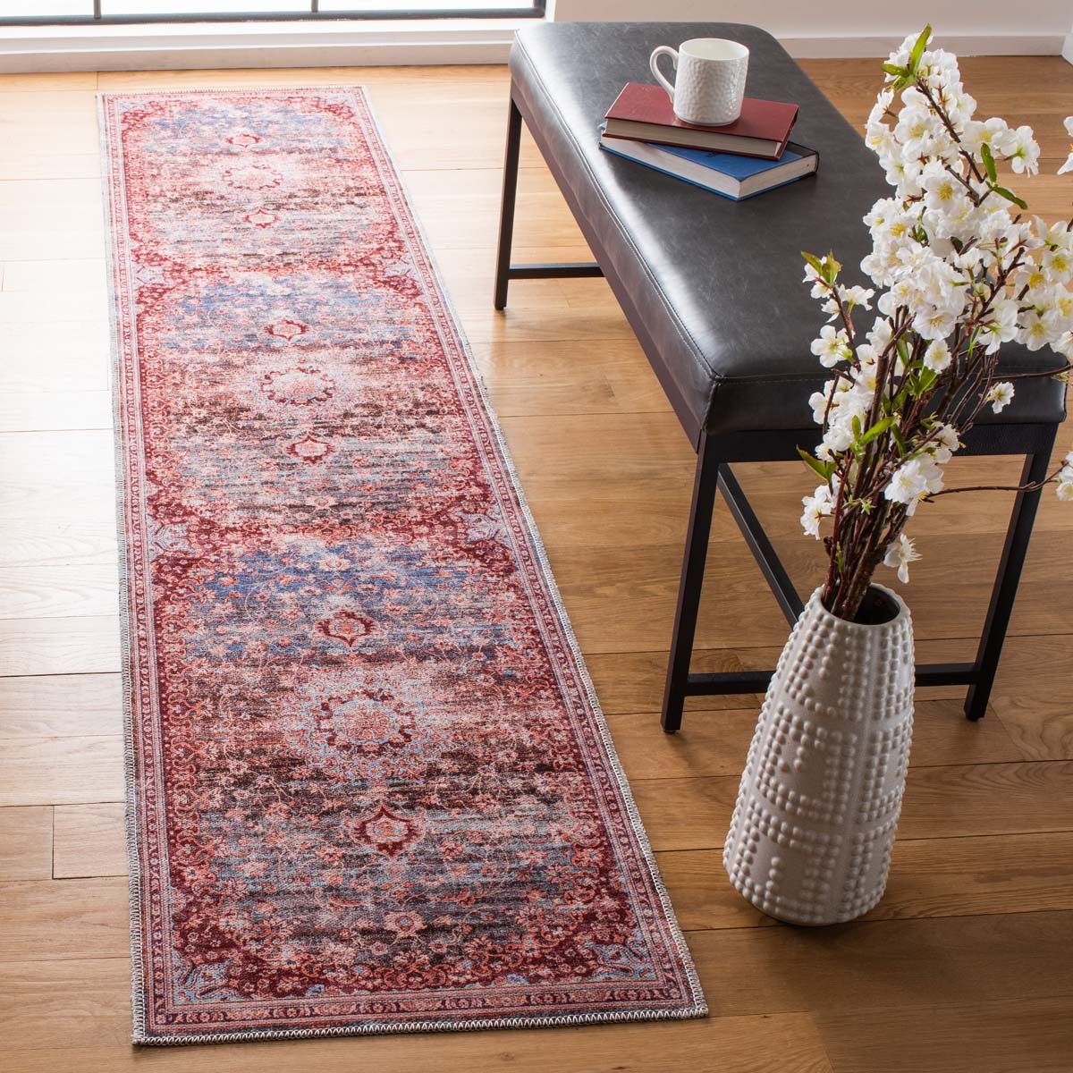 Safavieh Serapi Machine Washable 550 Rug, SEP550 - Light Blue / Red