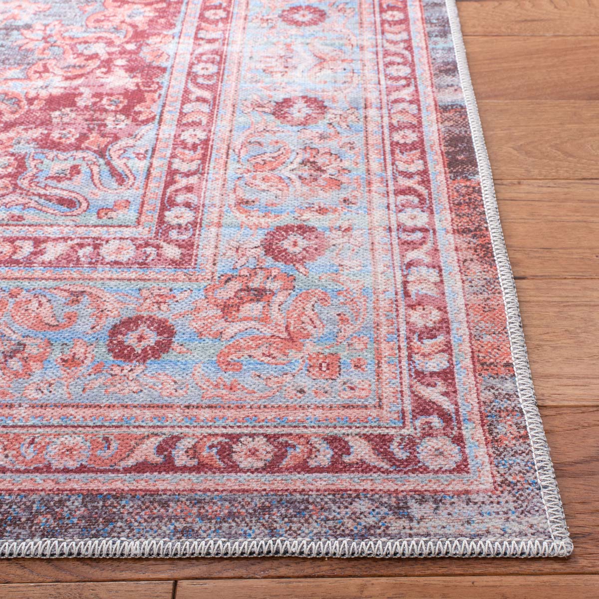 Safavieh Serapi Machine Washable 550 Rug, SEP550 - Light Blue / Red