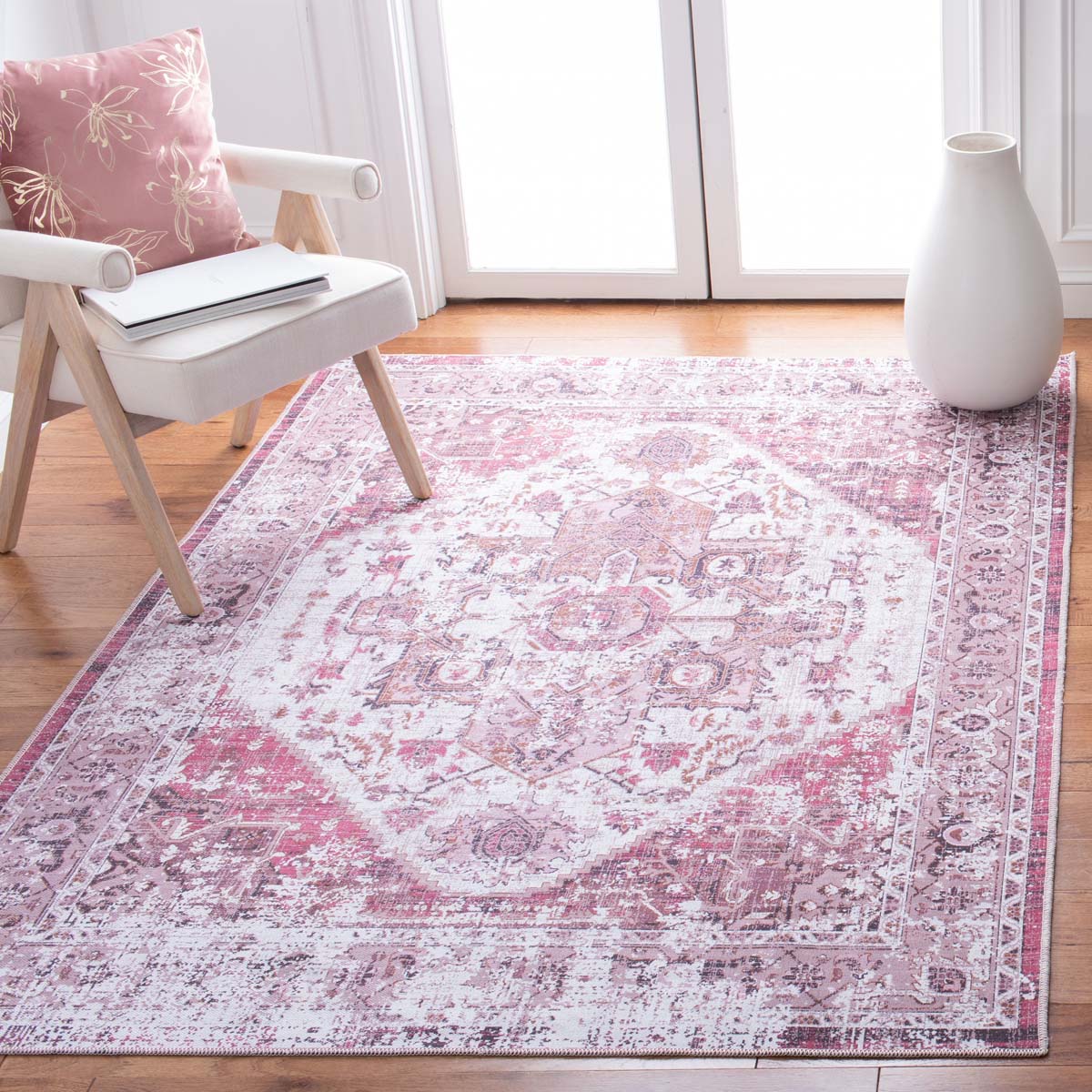 Safavieh Serapi Machine Washable 553 Rug, SEP553 - Ivory / Rust