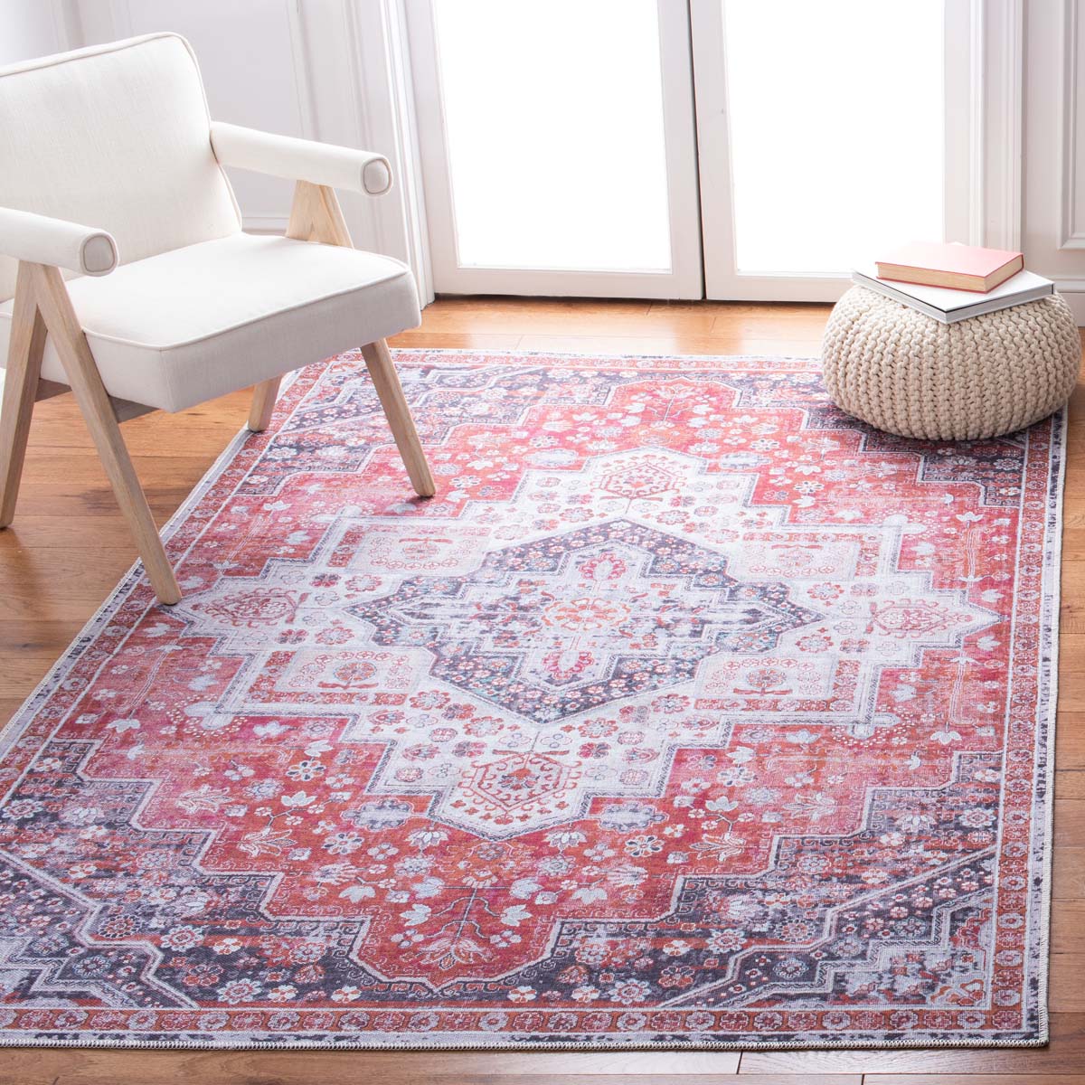 Safavieh Serapi Machine Washable 563 Rug, SEP563 - Rust / Ivory