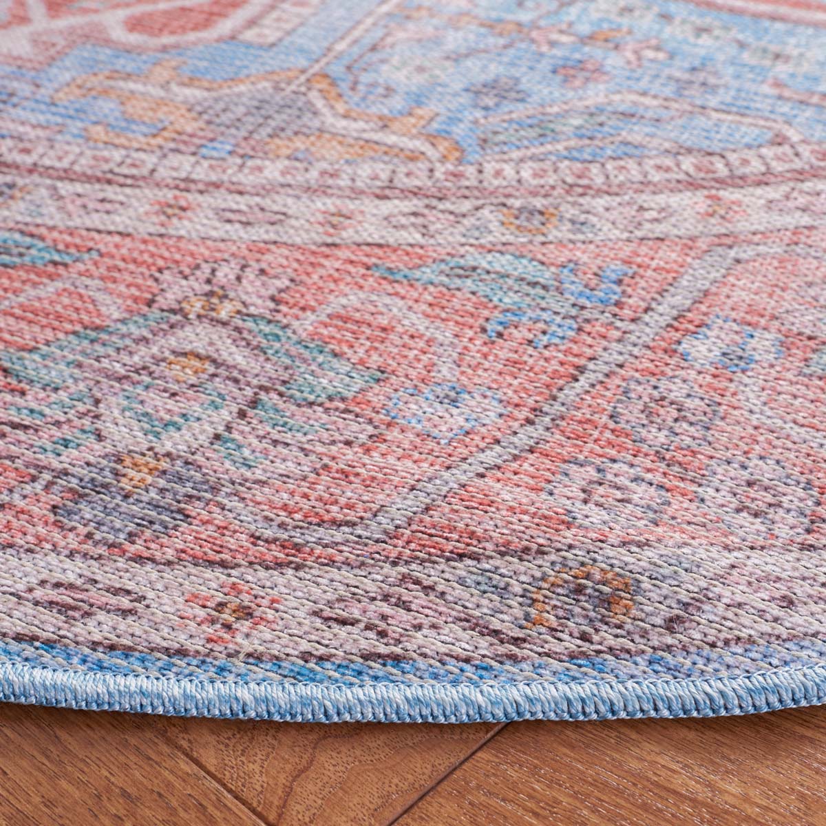 Safavieh Serapi Machine Washable 582 Rug, SEP582 - Blue / Rust