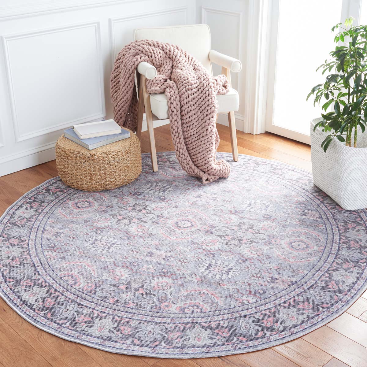 Safavieh Serapi Machine Washable 584 Rug, SEP584 - Grey / Pink