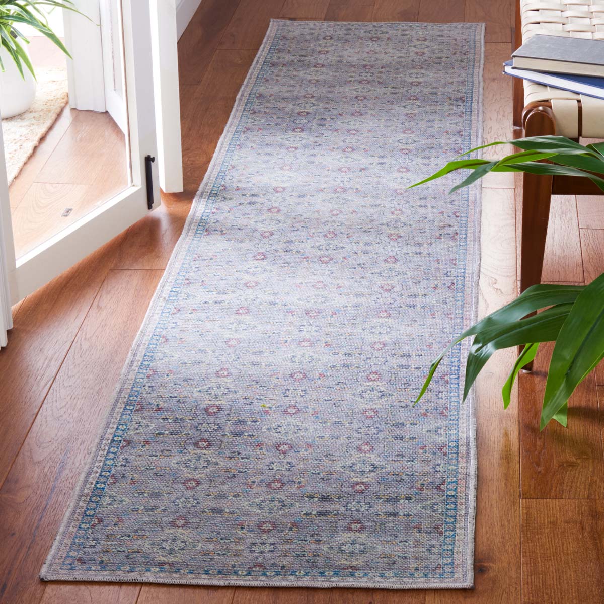 Safavieh Serapi Machine Washable 585 Rug, SEP585 - Grey / Beige