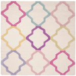 Safavieh Safavieh Kids 102 Rug, SFK102 - Ivory / Multi