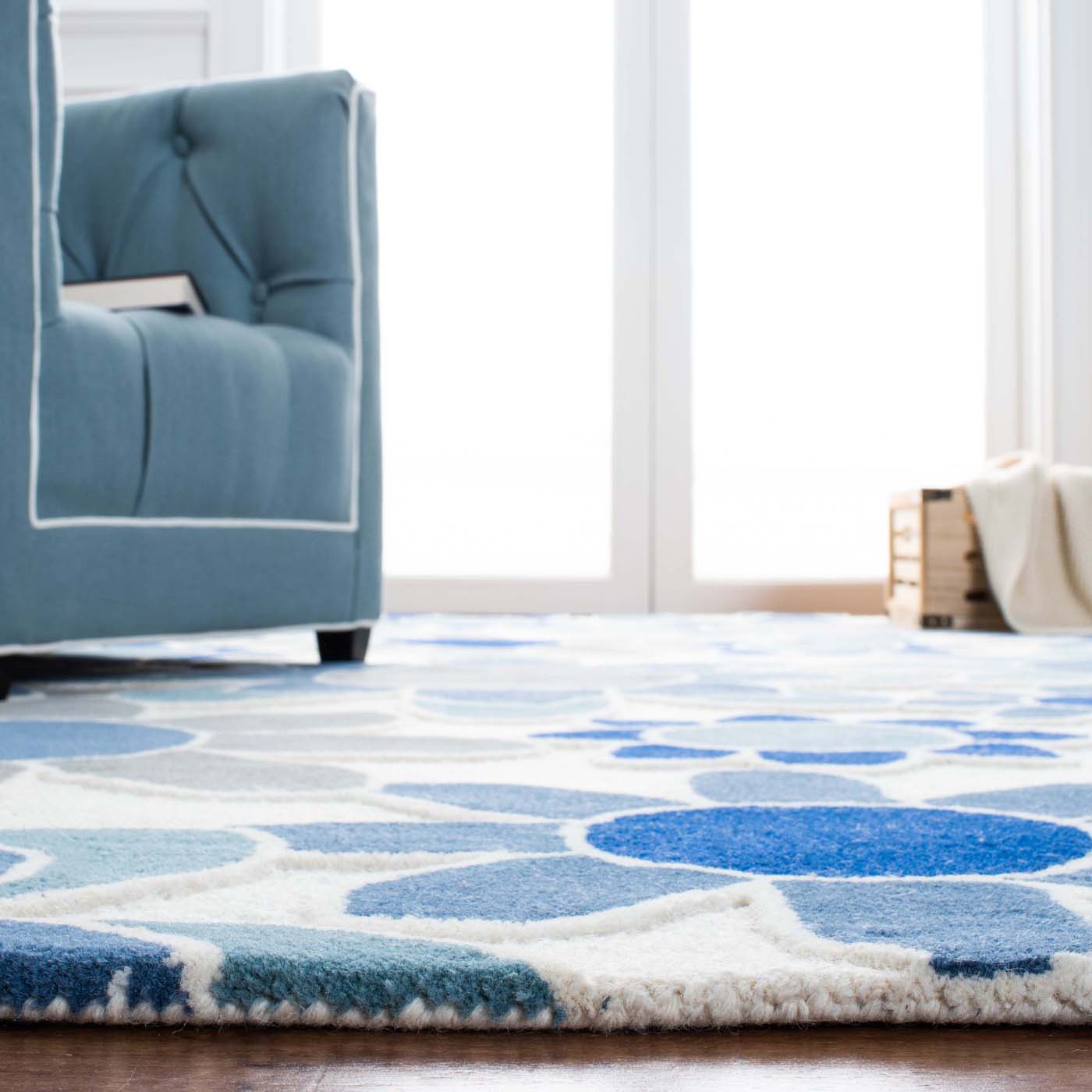 Safavieh Safavieh Kids 923 Rug, SFK923 - Ivory / Blue