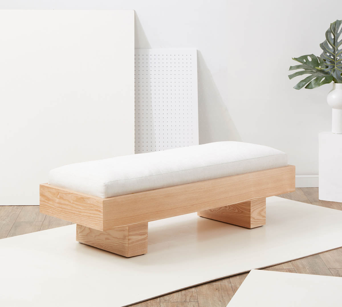 Safavieh Couture Karmen Wood Bench - White / Natural