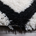 Safavieh Shag 50 Rug, SG250 - Ivory / Black