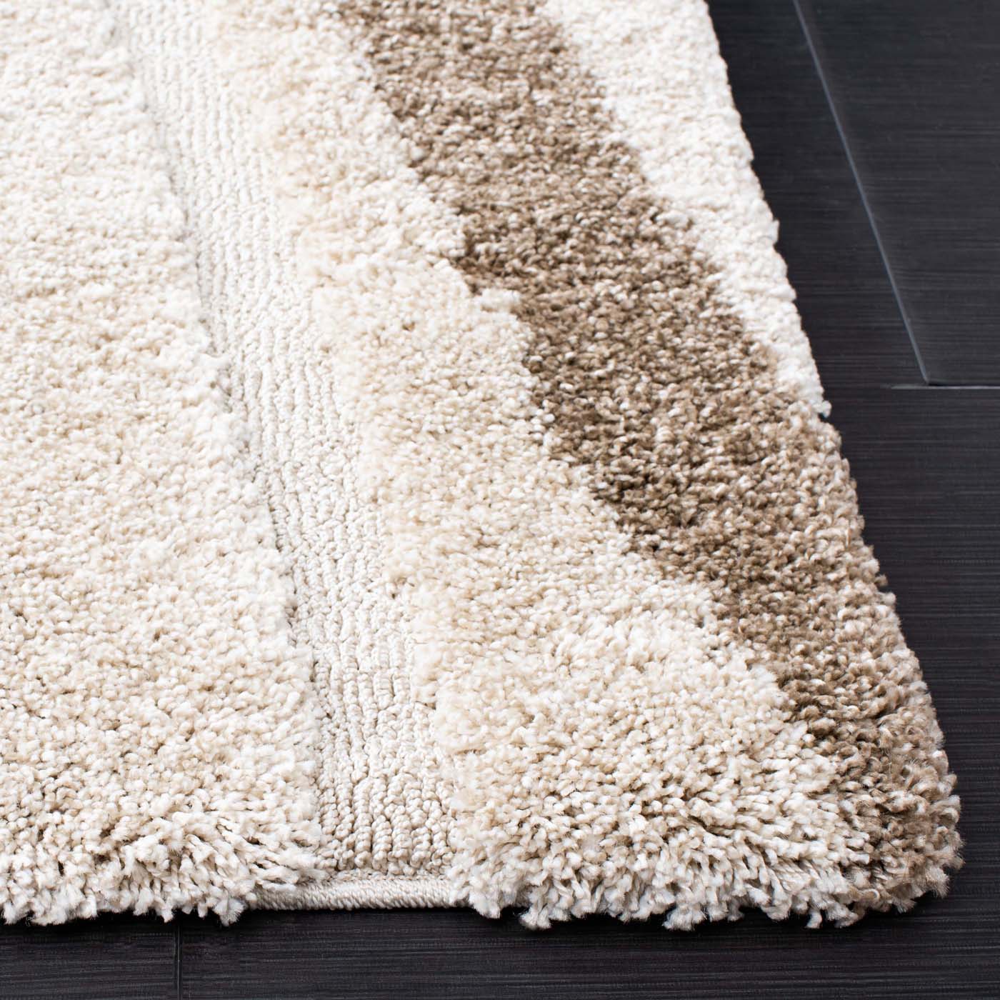 Safavieh Shag 451 Rug, SG451 - Cream / Dark Brown