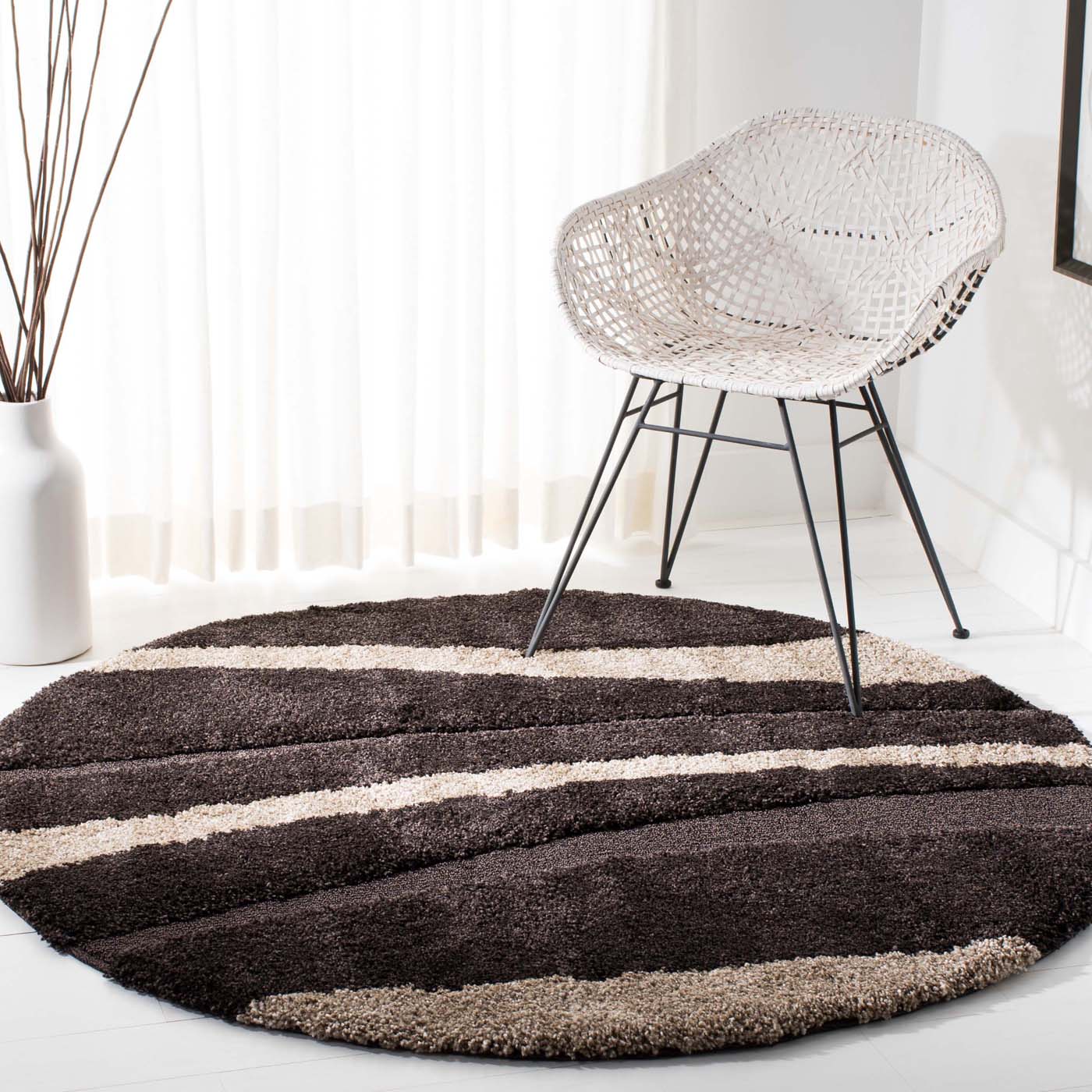 Safavieh Shag 451 Rug, SG451 - Dark Brown / Beige