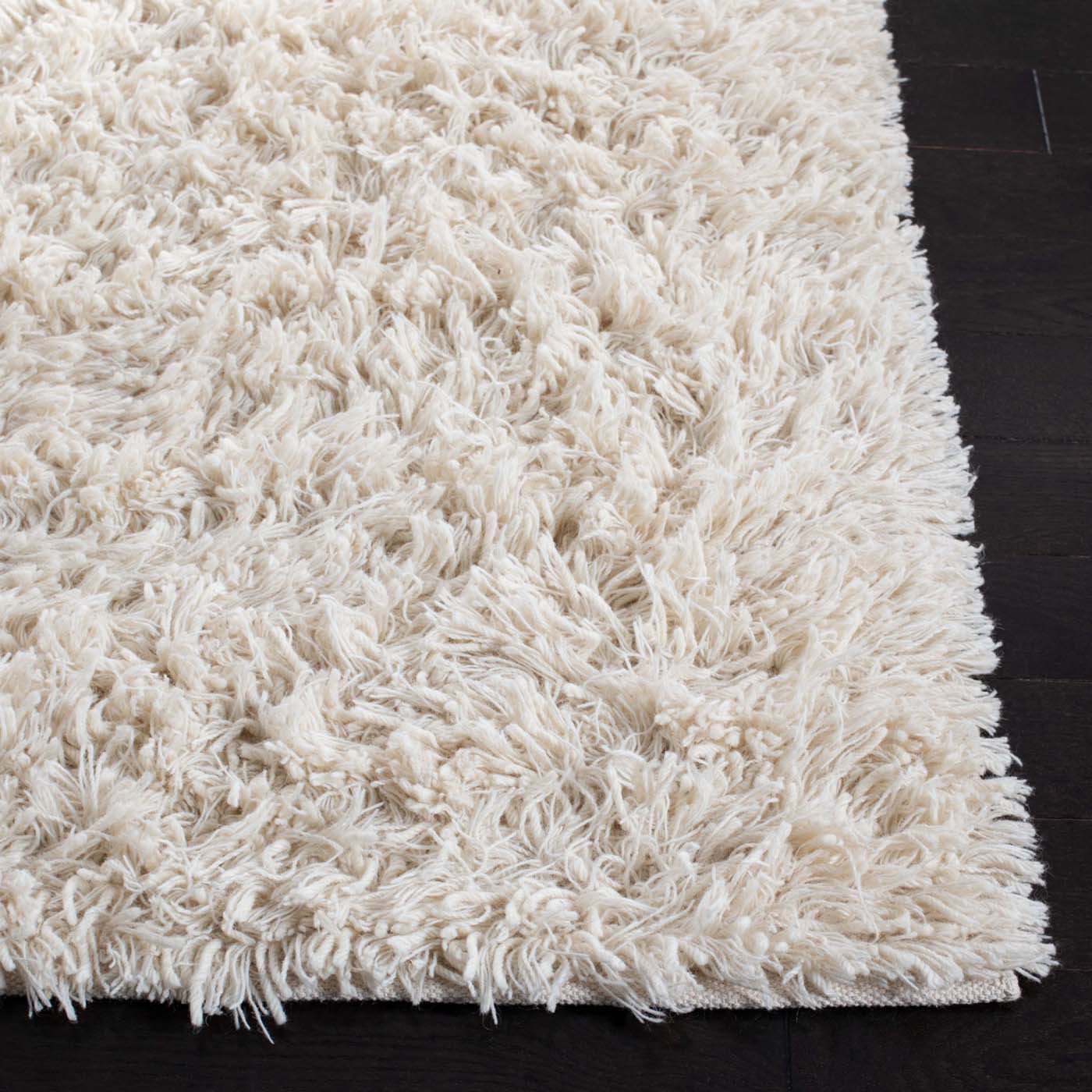 Safavieh Shag 31 Rug, SG731 - Ivory