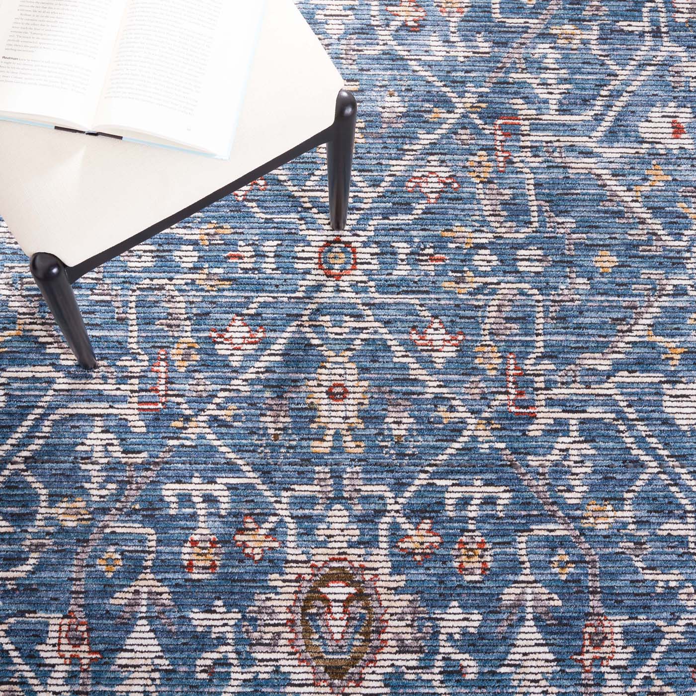 Safavieh Sierra 408 Rug, SRA408 - Blue / Ivory