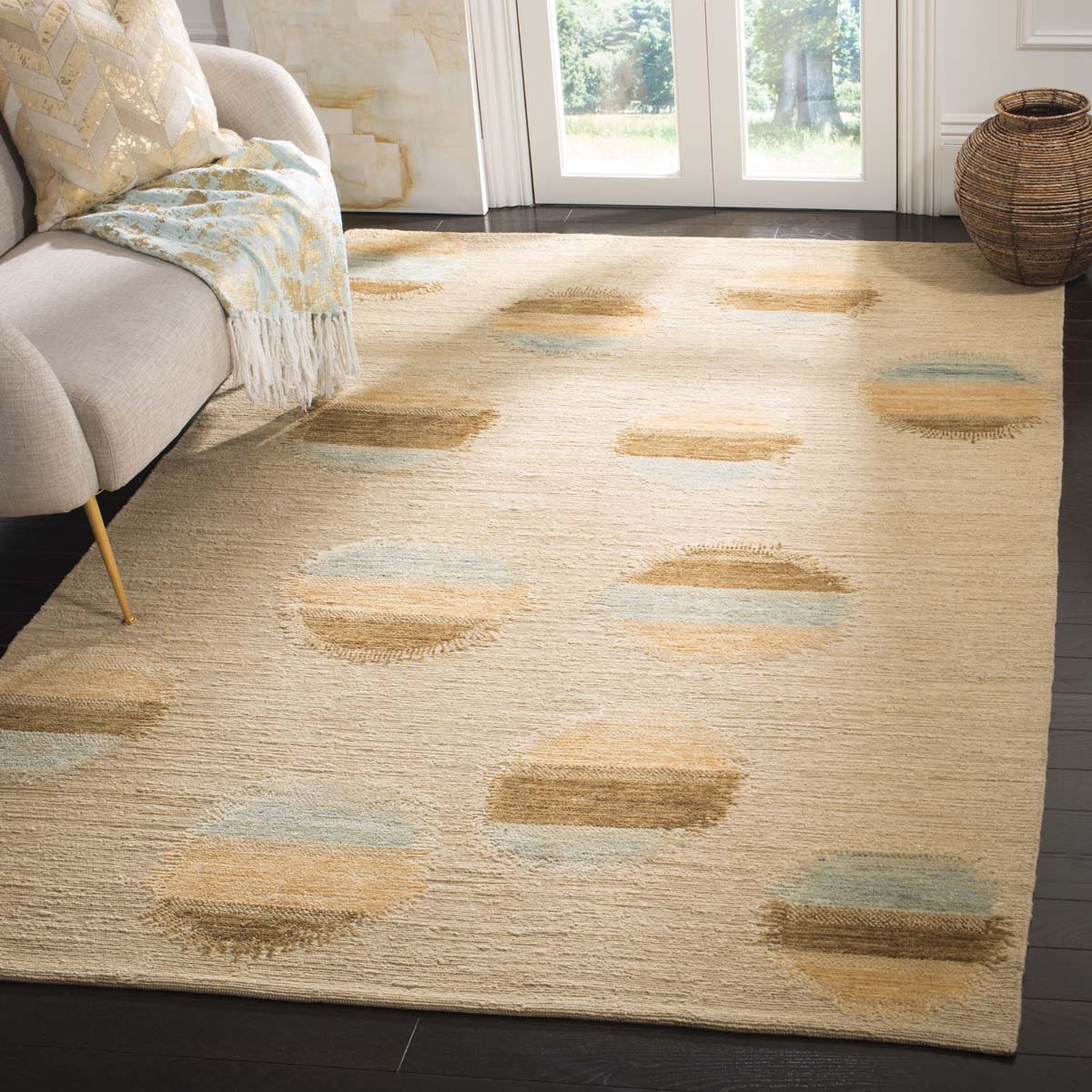 Safavieh Santa Fe 447 Rug, STF447 - Beige