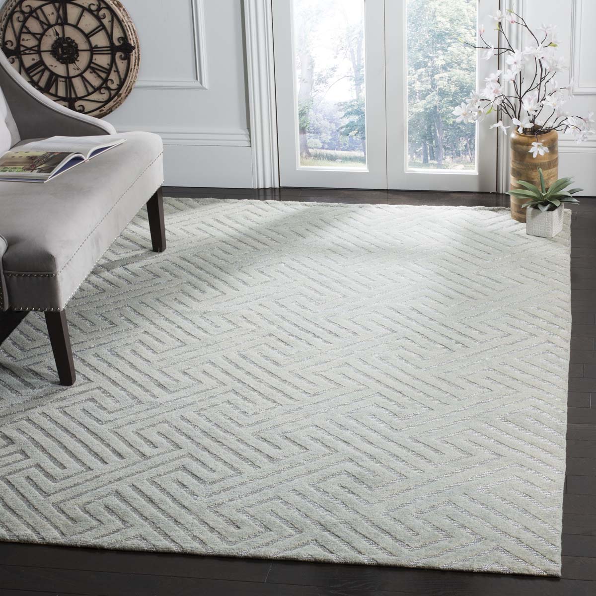 Safavieh Santa Fe 535 Rug, STF535 - Light Grey / Silver